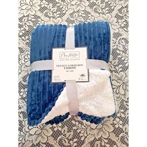 Amy Miller Home White Label Collection Velvet Corduroy Throw 50" x 60" New